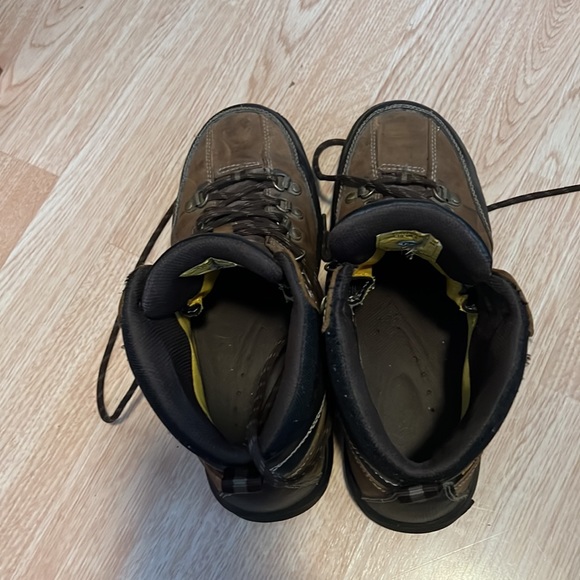 Caterpillar Threshold Waterproof Steel toe work boot - Picture 2 of 5